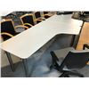 Image 2 : WHITE 5' X 4' CORNER COMPUTER TABLE (RH)