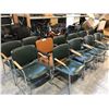 Image 1 : 13 LUNCHROOM CHAIRS