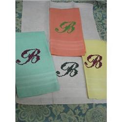 Set of 4 PRETTY MADEIRA GUEST TOWELS #1888209