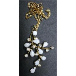 LOVELY VINTAGE RHINESTONE PENDANT #1888340