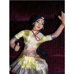 8.5  India Doll With Stamped Tag #1888594