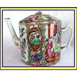 CHINESE FAMILLE ROSE PORCELAIN TEAPOT 19C #1902153