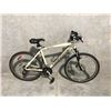 Image 2 : BEIGE DIAMONDBACK OUTLOOK 21 SPEED, 21" FRAME, FRONT SUSPENSION MOUNTAIN BIKE