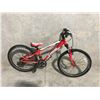 Image 2 : RED TREK MT220 21 SPEED, FRONT SUSPENSION, 12" FRAME MOUNTAIN BIKE