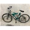 Image 1 : GREEN NO NAME 18 SPEED, FRONT SUSPENSION, 18" FRAME MOUNTAIN BIKE