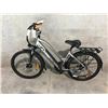 Image 1 : GRAY EBGO CC48T 8 SPEED, 17" FRAME, DISC BRAKES ELECTRIC BIKE - NO CHARGER