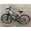 Image 1 : SILVER GT AVALANCHE 3.0, 24 SPEED, 19" FRAME, DISC BRAKES MOUNTAIN BIKE