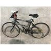 Image 1 : BLACK SCHWINN WOODLANDS 18 SPEED, 16" FRAME MOUNTAIN BIKE