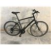 Image 2 : BLACK DEVINCI 21 SPEED, 19" FRAME ROAD BIKE