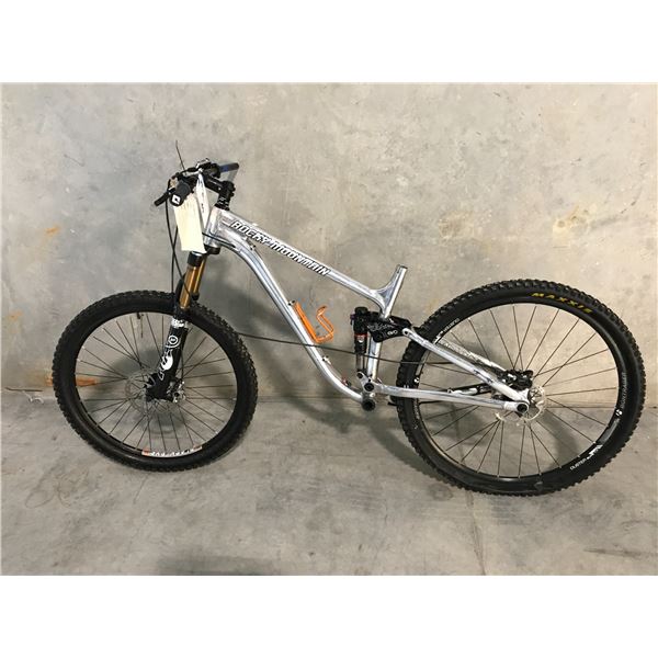 SILVER ROCKY MOUNTAIN 17" FRAME , DISC BRAKE, FULL SUSPENSION MOUNTAIN BIKE - NO PEDAL ASSEMBLY,