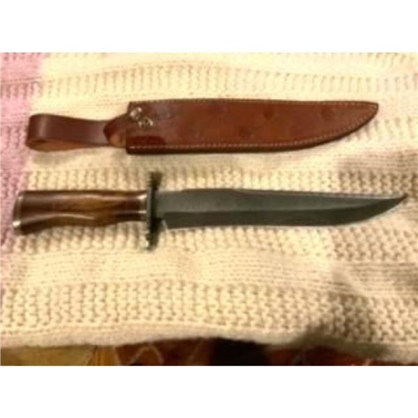 Large Size Damascus Steel Bowie Knife