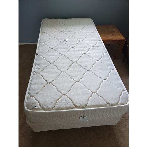 Twin Mattress & Box Spring Mattress