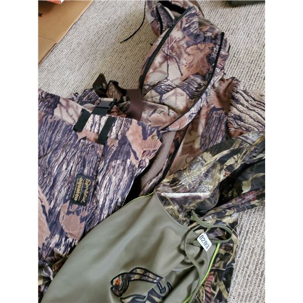 Camoflage Hunting Hoodie & Pants