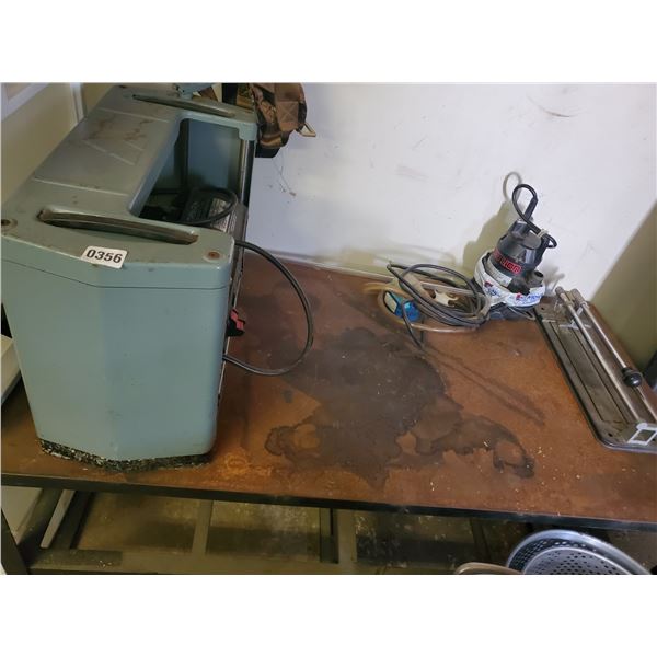 12" Portable Planer, Accessories & Work Table