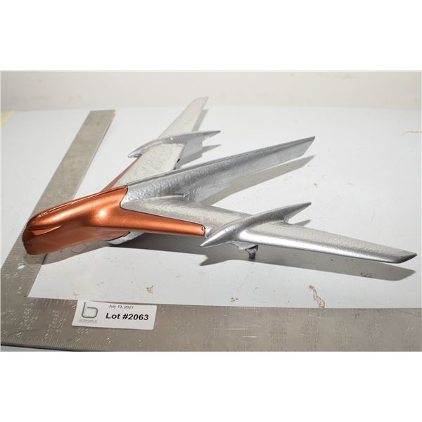 PONTIAC HOOD ORNAMENT