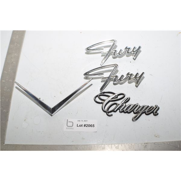 ANTIQUE SCRIPT EMBLEM LOT ---CHRYSLER DODGE