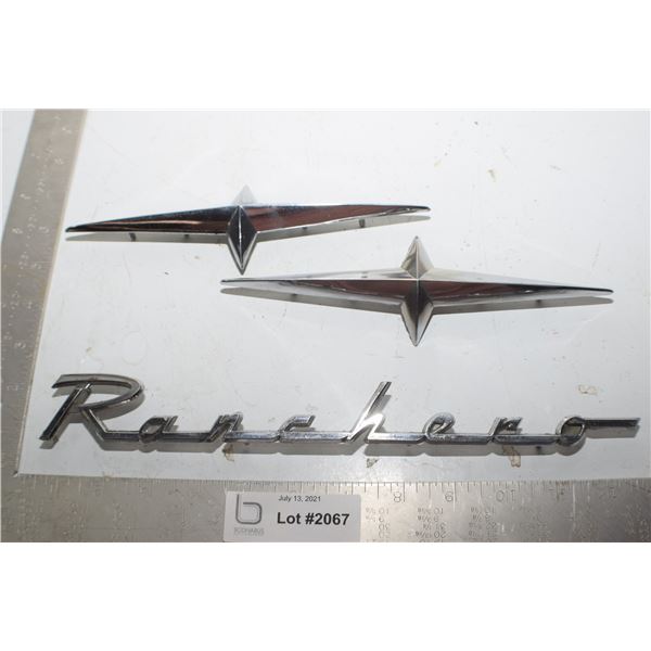 ANTIQUE SCRIPT EMBLEM LOT --- FORD