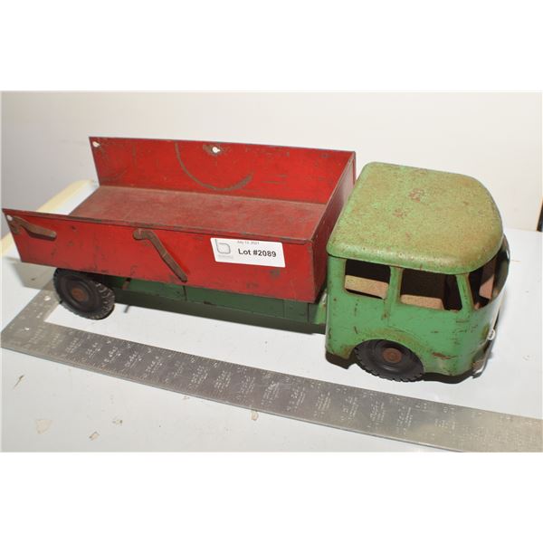 CAB OVER PRESSED STEEL DUMP TRUCK TOY ANTIQUE