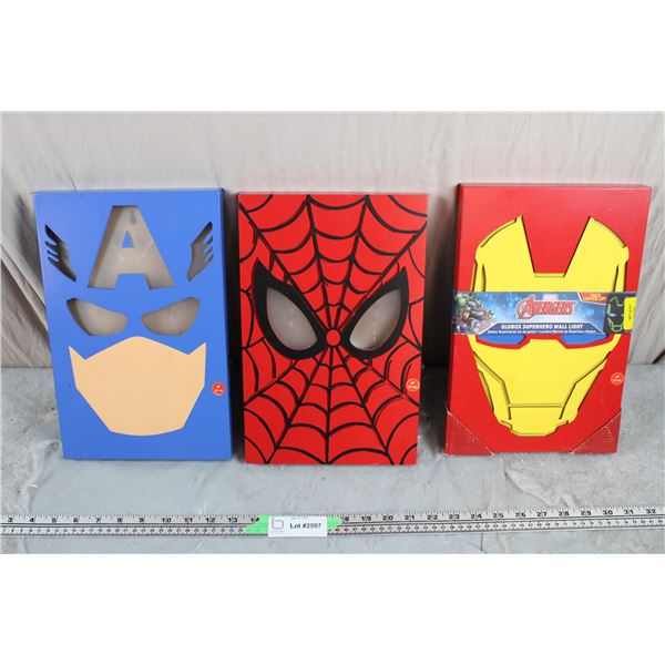 Marvel Glowbox Hanging wall art