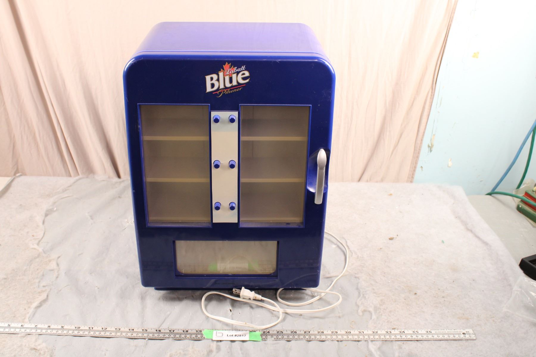 Labatt Blue Pilsener Mini Beer Cooler (working) + 12 drink Dispenser