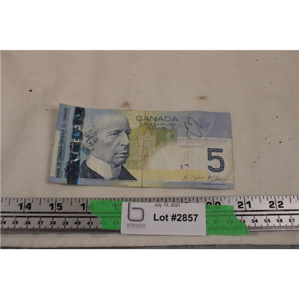 2006 Canadian 5 dollar bill