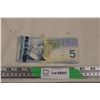 Image 1 : 2006 Canadian 5 dollar bill