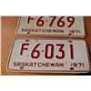 Image 2 : 1971 Sask Farm Licence Plates