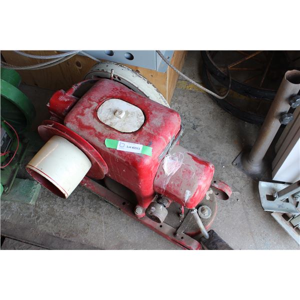 IH Model IB With Lid (Red) Stationary Engine (Not Seized)