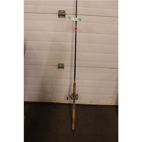 Shakespeare 2154 Reel With Rod Vintage (Steel Line 7ft Rod)