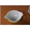 Image 3 : Pyrex Mixing Bowls
