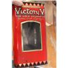 Image 3 : Victory V Confectionary Tin