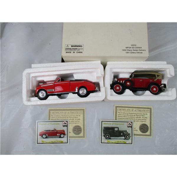 National Motor Museum - 1932 Chevy Sedan + 1941 Chevy Deluxe