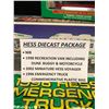 Image 3 : 1996 HESS RECREATIONAL EMERGENCY TRUCK w/ 2002 MINIATURE HESS VOYAGER