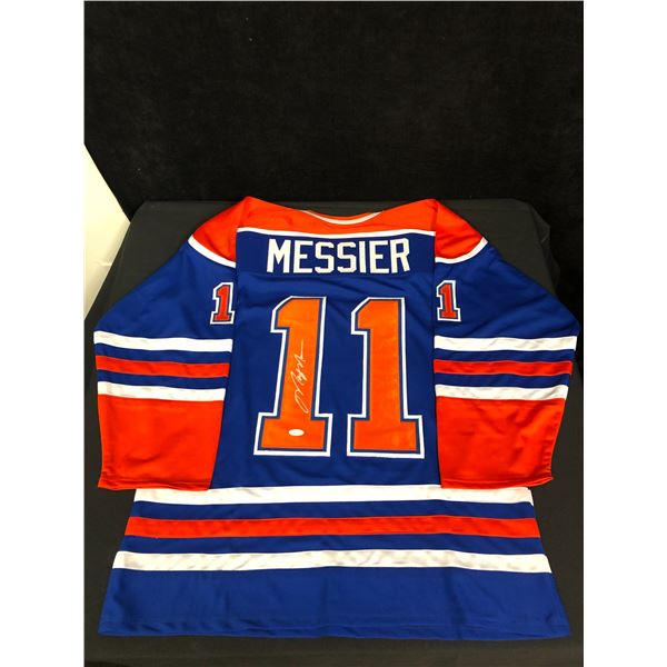 MARK MESSIER SIGNED EDMONTON OILERS PRO STYLE JERSEY (JSA COA)