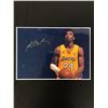 Image 1 : KOBE BRYANT SIGNED 8X10 PHOTO (REAL AUTHENTIC COA)