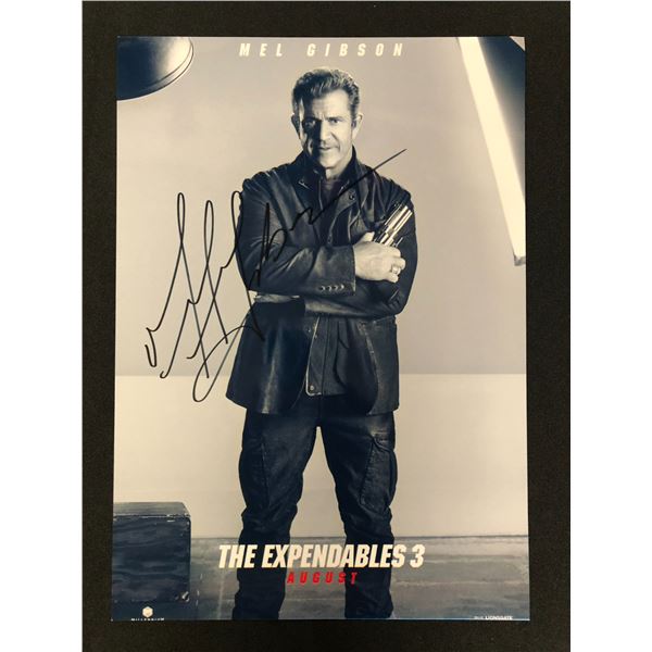 MEL GIBSON SIGNED 8X10 PHOTO (REAL AUTHENTIC COA)