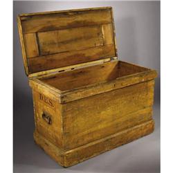 WOODEN CAMPAIGN TRUNK OF UNION MAJOR GENERAL