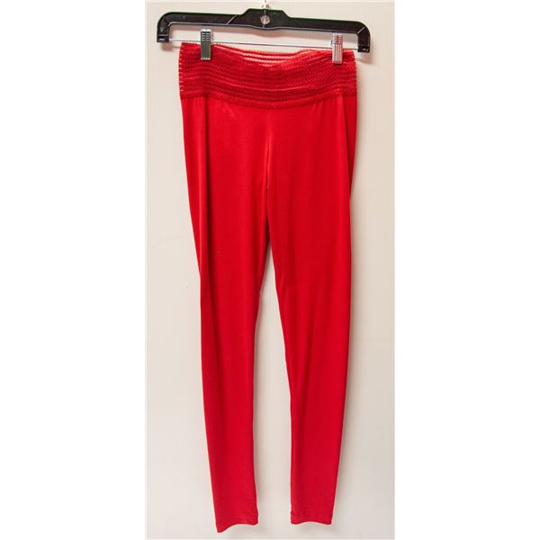 CUTE BOOTY PANTS SIZE XS