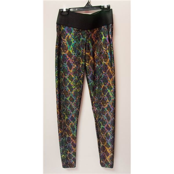 CUTE BOOTY PANTS SIZE XS