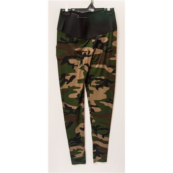 CUTE BOOTY PANTS SIZE SMALL