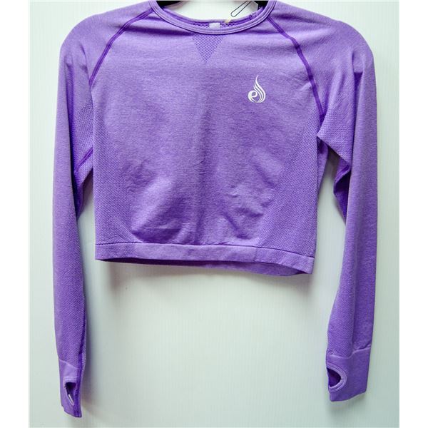 NEW RYDERWEAR LONGSLEEVE CROP SZ MED RETAIL $59.99