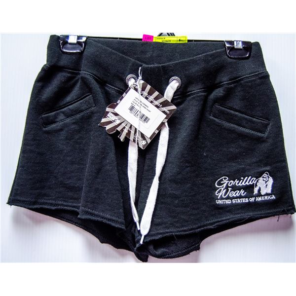NEW GORILLAWEAR SHORTS SIZE MEDIUM RETAIL $54.99