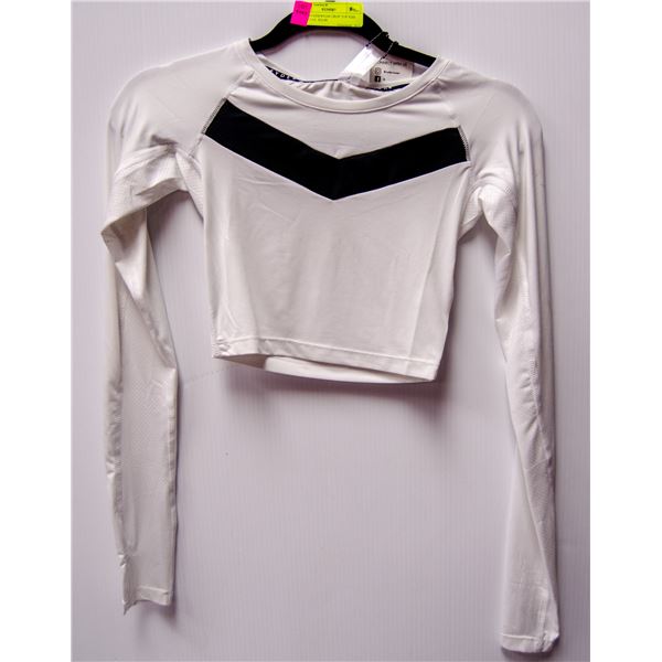 NEW RYDERWEAR CROP TOP SIZE LARGE RETAIL $54.99