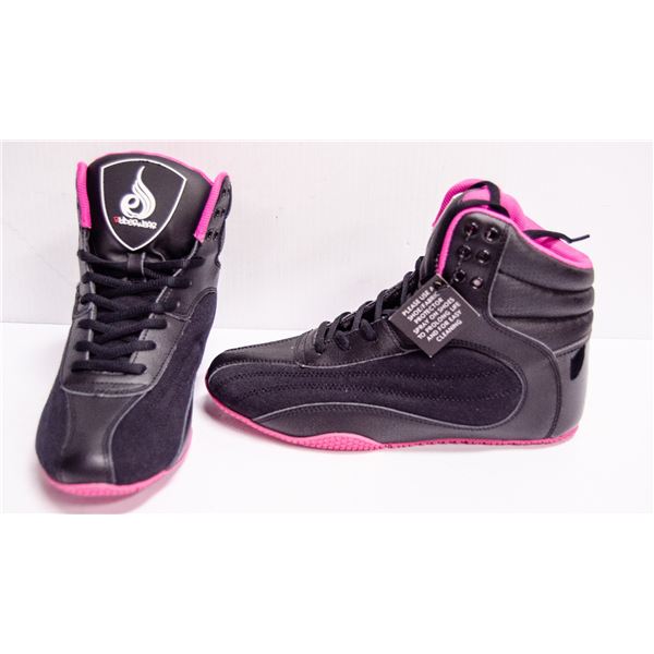 NEW RYDERWEAR SHOES SIZE 6.5 LADIES