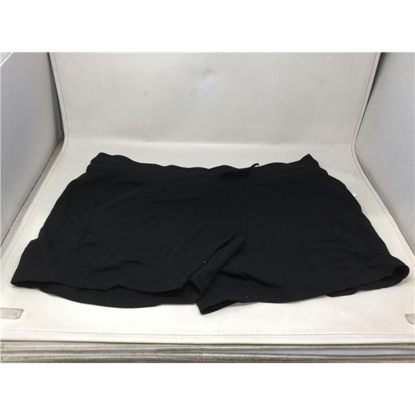 32 Degree Ladies Shorts (XXL)