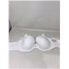 Image 1 : Warners (38c) Back Closure Bra with Extra Side Coverage
