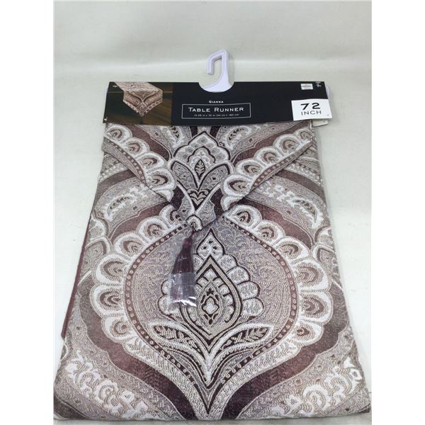 Gianna Table Runner (13.25in x 72in)