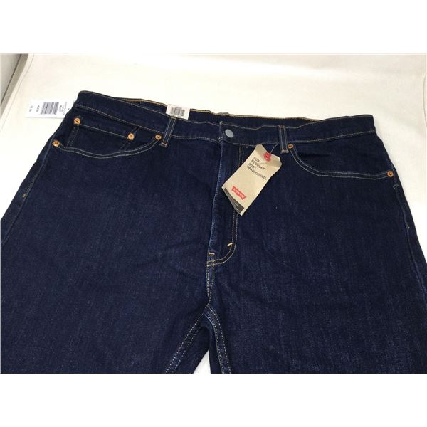 Mens NEW Levi 505 regular cut Jeans size 40x30
