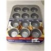 Image 1 : Heavy Guage Bakeware fluted aluminum muffin pan