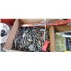 Image 2 : 4 boxes of tools
